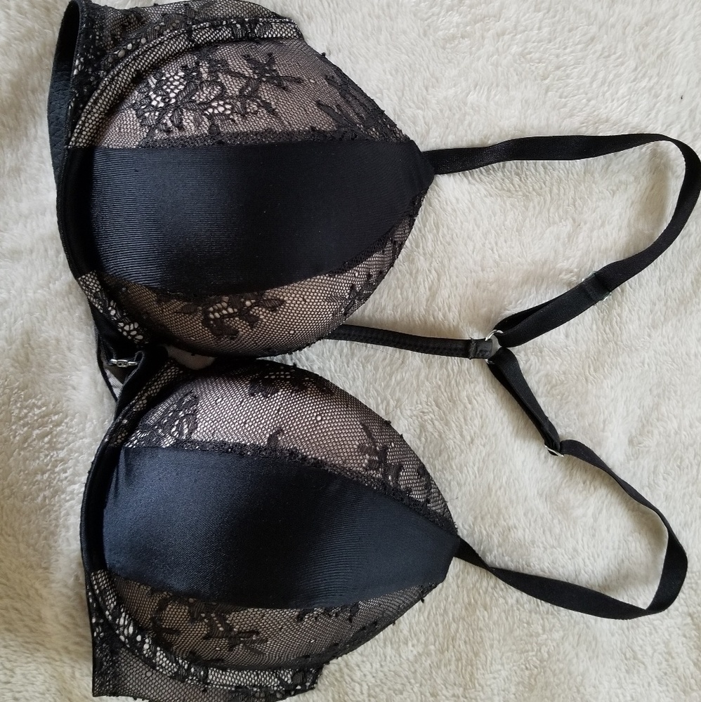 Victoria's Secret Very Sexy Plunge Bra 34D